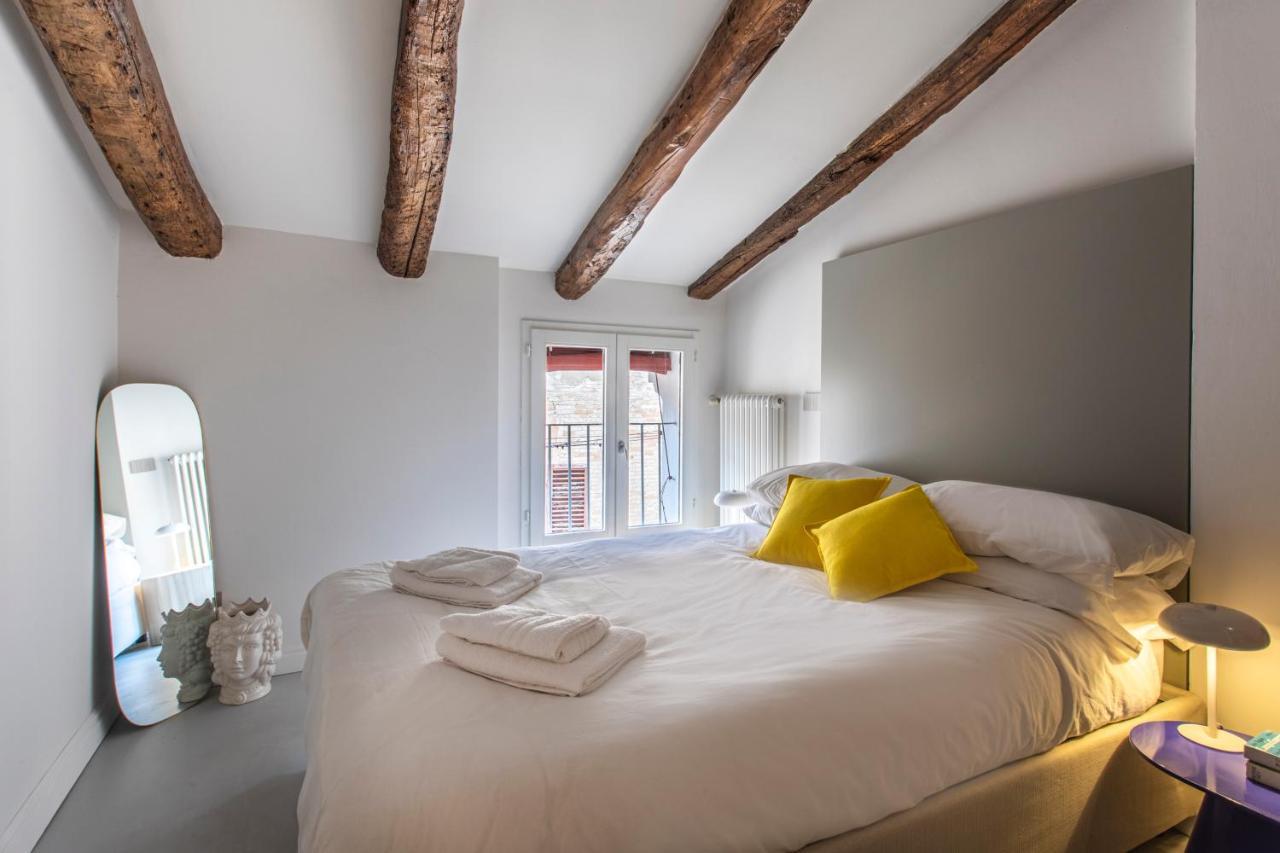 San Pietro Apartment Bologna Bagian luar foto